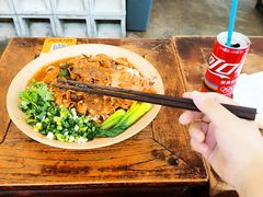 -方铲铲·成都板凳面(滨江银泰店)