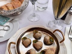 -乐蓬马歇百货公司(Rive Gauche)