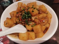 -富正毅三下锅·湘西韵味(天门山索道店)
