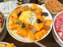芒果芋圆牛奶绵绵冰-水牛奶皇后糖水铺(深圳总店)