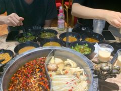 -销魂美蛙鱼头火锅(上海首店)