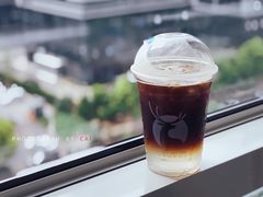 黑金气泡美式-瑞幸咖啡(艺树家工场店)