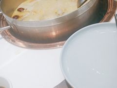 -洪氏嗨捞·猪肚鸡火锅(阳光天地店)
