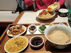 -松鹤面馆·古法焖肉面(观前店)