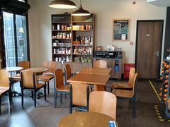 大堂-星巴克(宁波老外滩店)