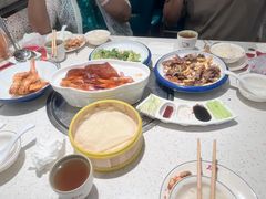 -三人行骨头王火锅(长寿店)