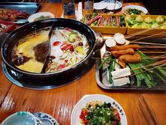 -碟滋味牛肉串串香火锅(田盛街店)