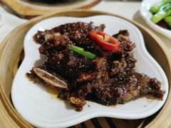 黑椒蒸雪花牛仔骨-龙禧渔村酒楼