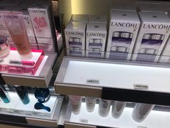 -万宁(机场T1 L7禁区东大堂店)