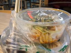 外带凉皮-大唐腾记腊汁肉夹馍(西安北站店)