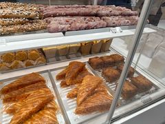 -好利来(上海长宁龙之梦店)