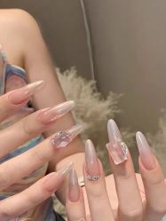 -星辰·新中式美甲美睫工作室