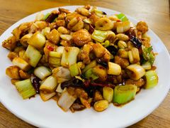 -牛八宝桂林米粉(八里庄店)