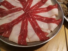 -洱火云南酸菜牛肉火锅(石景山当代商城店)