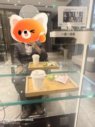 -罗亚帝造型·烫发染发