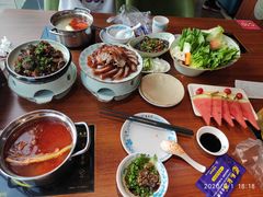 -龙聚德北京烤鸭(沙坪坝华宇A馆店)