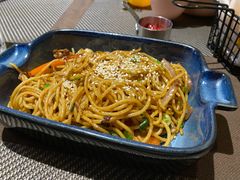 -悦享绿山墙西餐厅