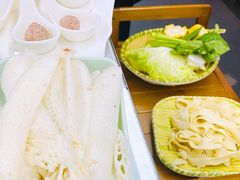 竹荪菌-名善山珍·野生菌汤锅(文殊院店)