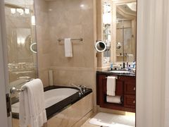 -广州富力丽思卡尔顿酒店