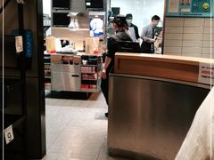 -麦当劳(徐汇漕溪北路百脑汇店)