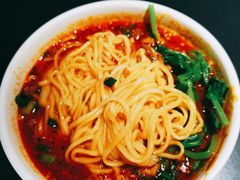 -麻六记(凤凰汇店)