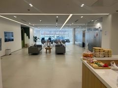 -小鹏汽车上海吴中路销售服务中心