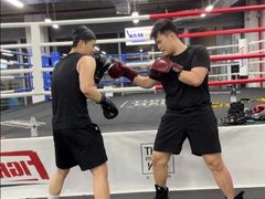 -FIGHTMAN格斗俱乐部(长宁临空店)