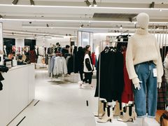 -ZARA(大上海时代广场店)