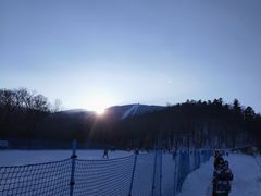 -亚布力新体委滑雪场