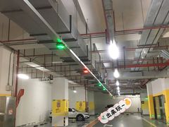 -龙湖虹桥天街-停车场