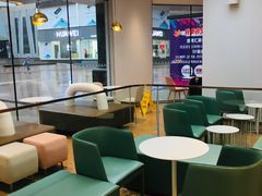 大堂-奈雪的茶(大连新玛特店)