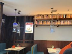 -阿瓦山寨·湘菜现炒·剁椒鱼头王(咸阳总店)