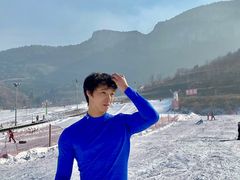 -济南卧虎山滑雪场
