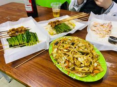 -蚝哥花姐湛江烤生蚝(美丽湾市场店)