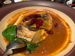 乾隆鱼头配油条-玖五京菜(杭州城北万象城店)