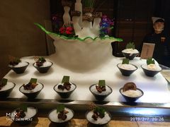 -雍和会海鲜姿造自助(湖东路店)
