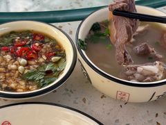 -墨脱石锅椰子鸡•海鲜糟粕醋(榆亚路店)