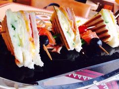 -Roots Lodge Café(仁爱旗舰店)