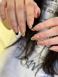 -HUII NAIL绘京美甲美睫会馆