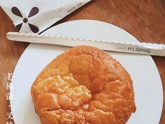 叉烧菠萝包-老佛爷饼店