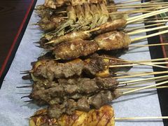 -亮子·东北特色烧烤(复悦荟店)
