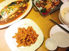 -吕氏疙瘩汤·海鲜新鲁菜(凯德mall新都心店)