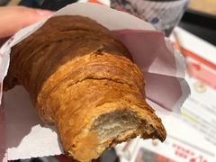 可颂-肯德基(春申店)