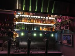 -TASTE ROOM Bar