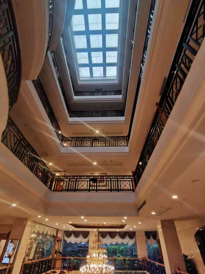 悦海宾馆·中餐厅(沙面店)-"广州沙面真的是热门旅游景点,还有情侣