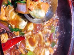 -胡须佬鸡煲四季火锅(海雅缤纷城店)