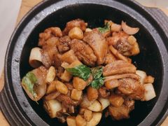 -荷花亭·湖北融合菜(中商广场店)