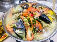 招牌海鲜骨煲-凤城康记饭店
