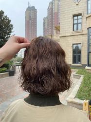 -MOVAN  HAIR莫凡匠人发型屋