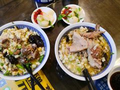 -一间楼牛羊肉泡馍馆(东一路店)